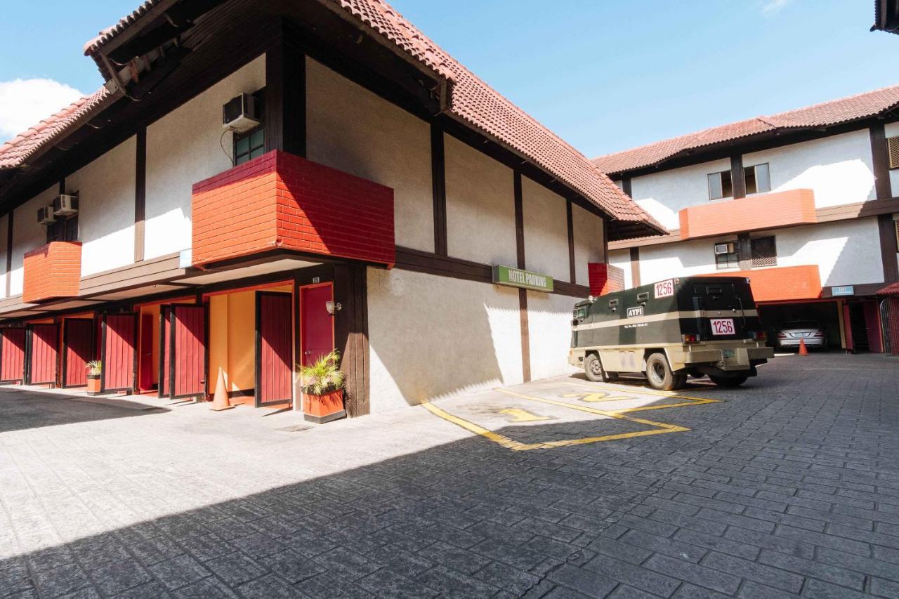 Reddoorz Plus @ V Mapa Extension Santa Mesa Hotel Manila Exterior photo